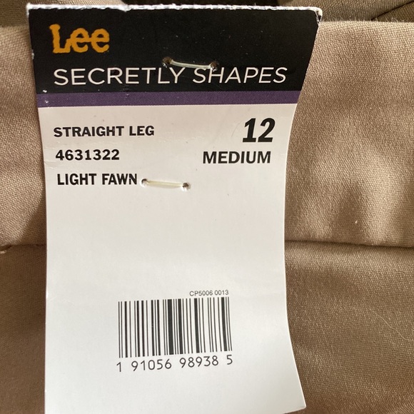 Lee Secretly Shapes NWT Straight Leg Pant Light Fawn (Size: 12 Medium) - Picture 12 of 16